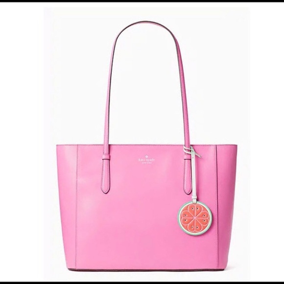 kate spade Handbags - Loli Kate Spade Tote